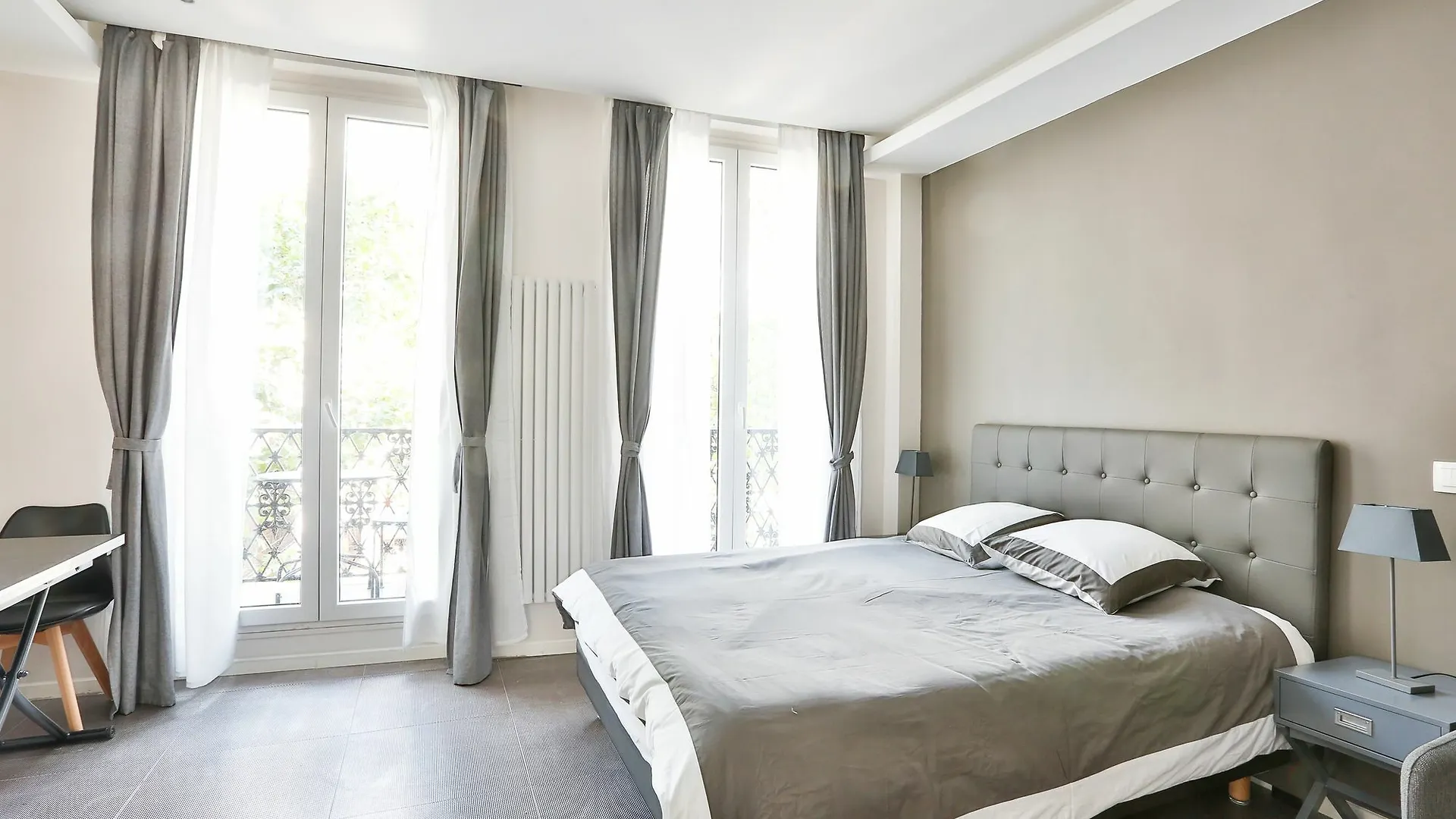 Blue Nights 108 Apartment Paris